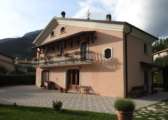 Da Nonna Li And Breakfast Bed & Breakfast Villetta Barrea